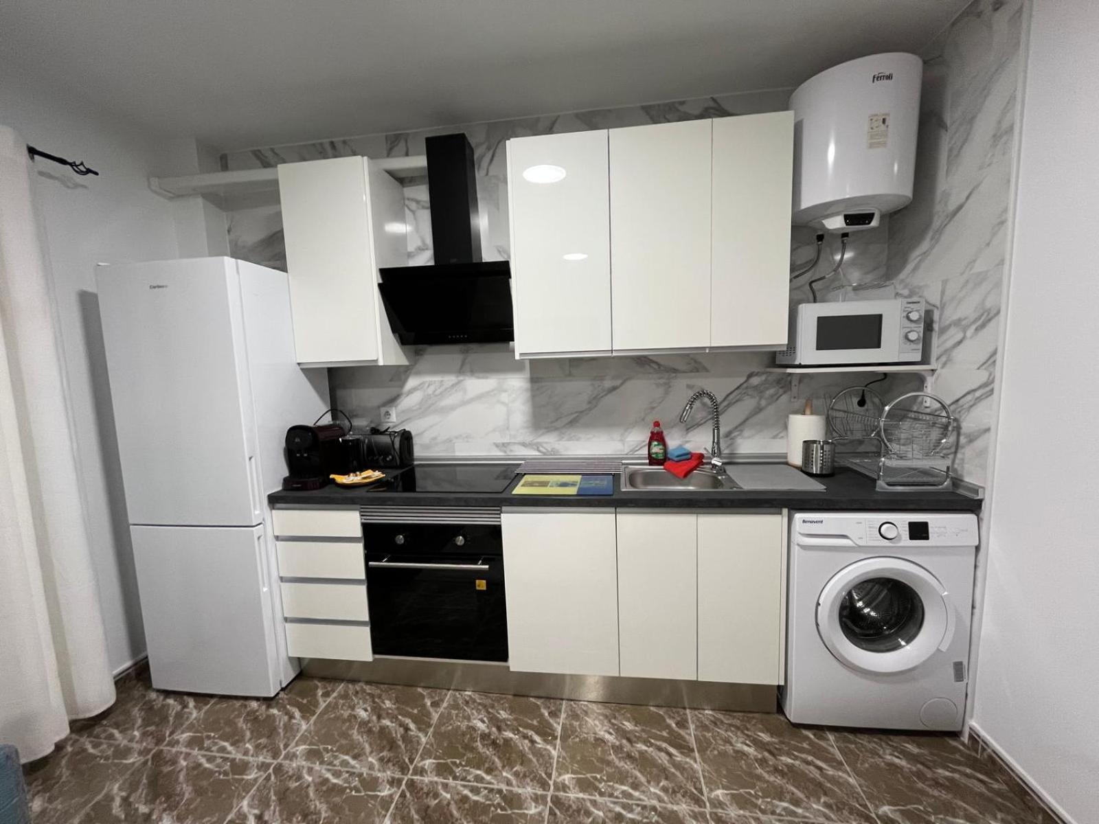 Apartamento Mercurio- Barajas 1B Madrid Exterior foto
